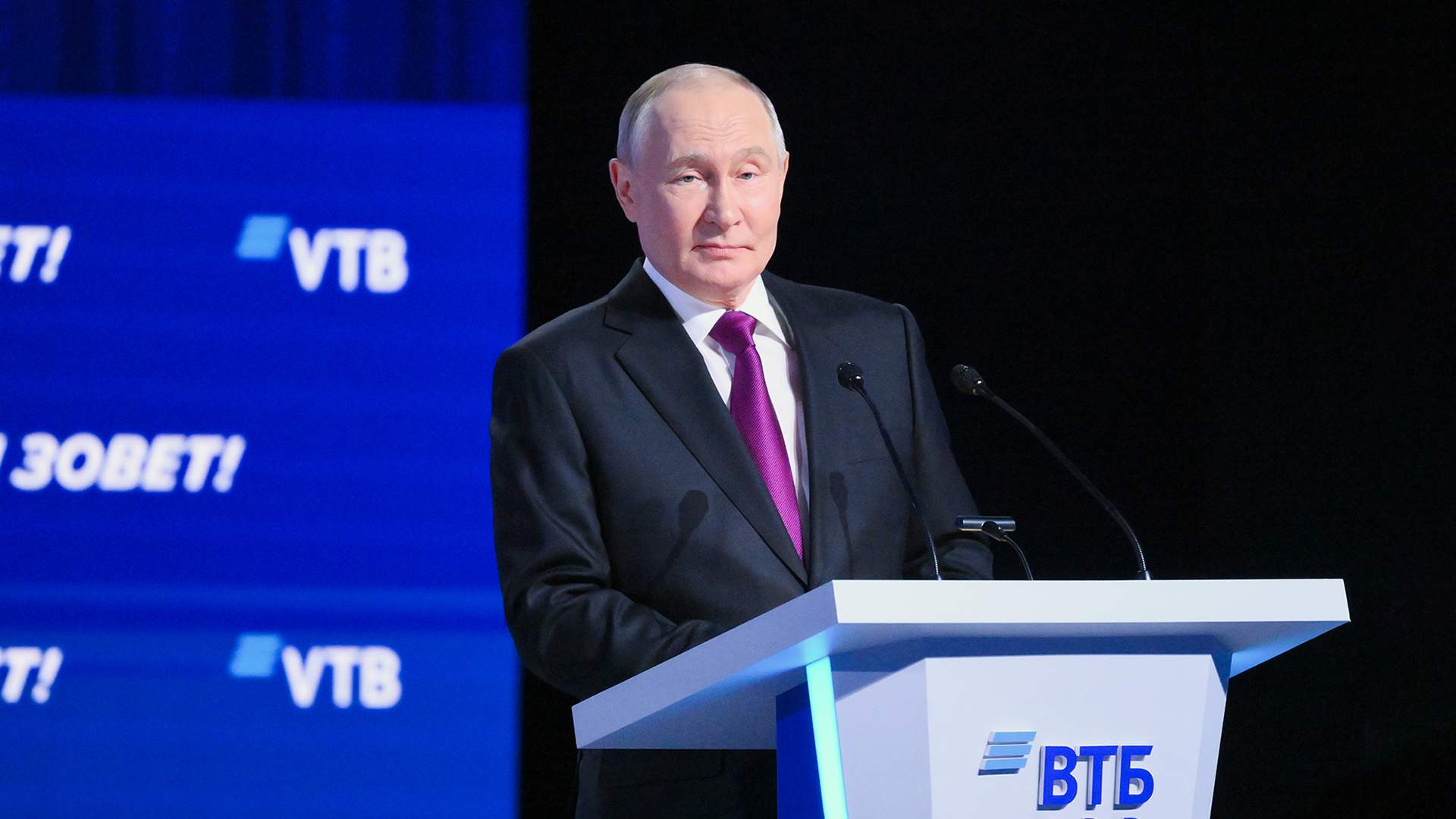 RIA_9062983.HR (1) copy